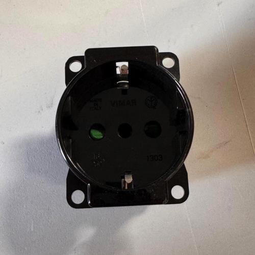 PRESA P30 P/APPLICAZIONI NERO